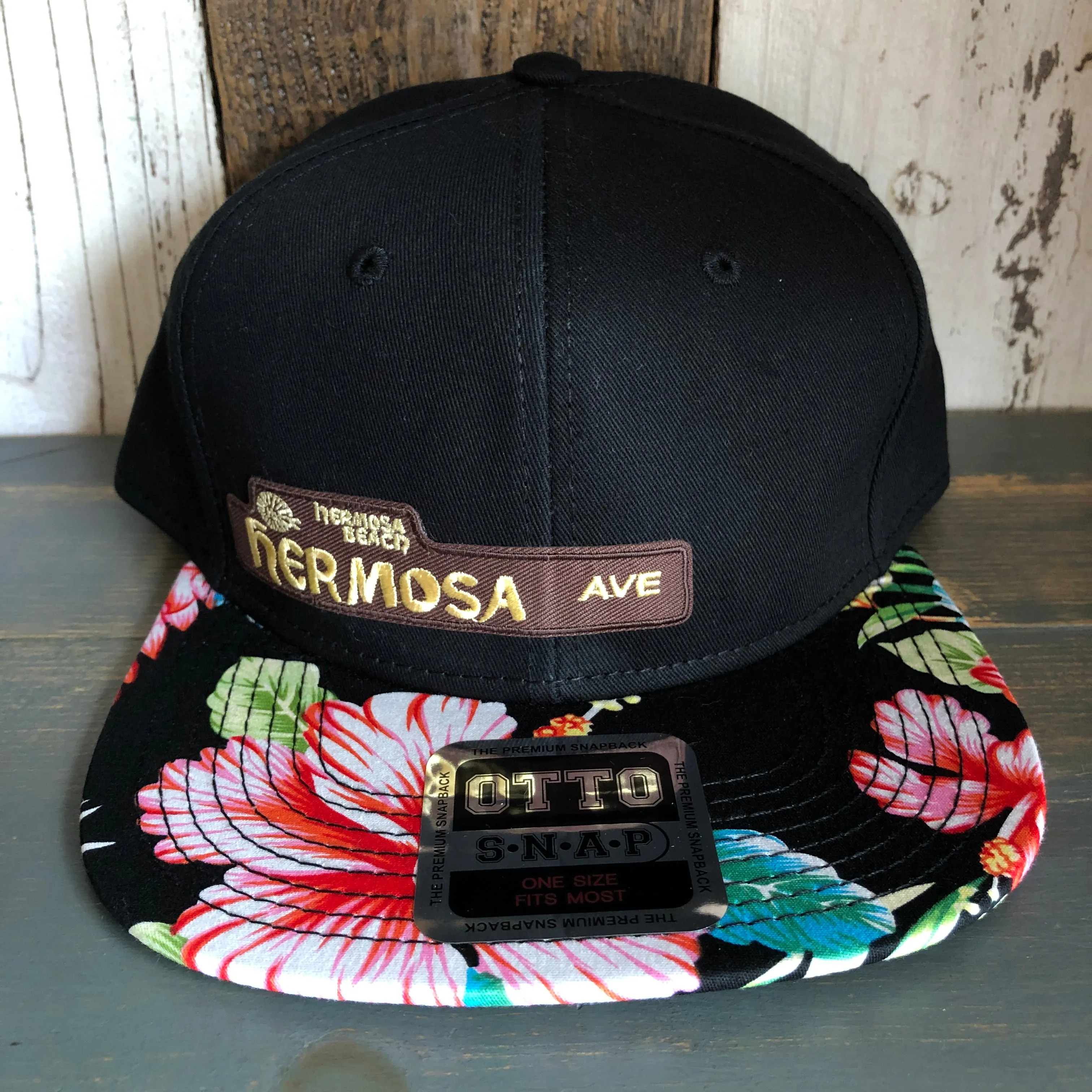 Hermosa Beach HERMOSA AVE Black Panel/Hawaiian Pattern Visor - 6 Panel Mid Profile Snapback Hat - A ‘o ia