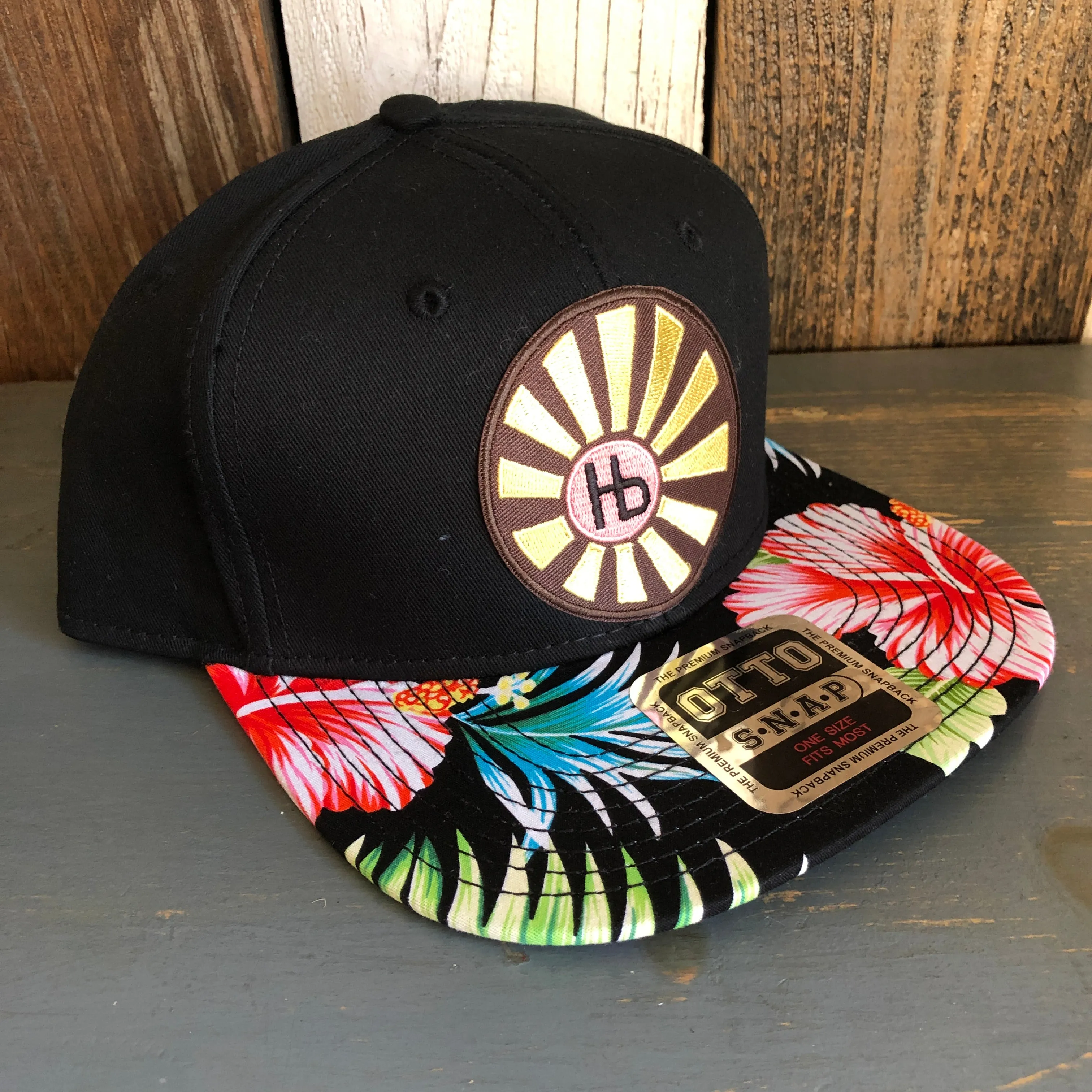 Hermosa Beach SUNBEAMS Black Panel/Hawaiian Pattern Visor - 6 Panel Mid Profile Snapback Hat - A ‘o ia