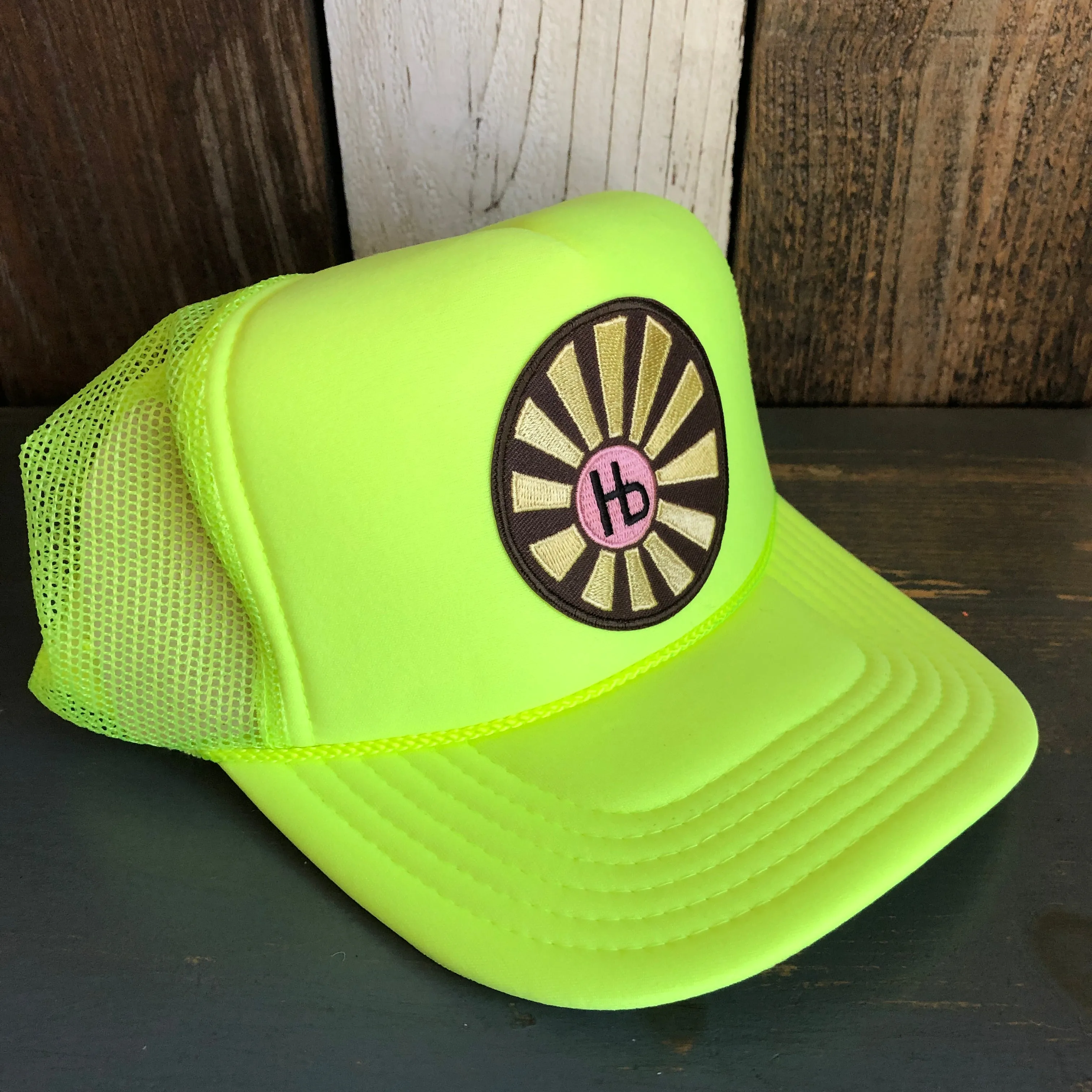Hermosa Beach SUNBEAMS Trucker Hat - Neon Yellow